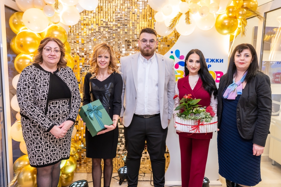 Откриха новоизградения Младежки център в Свищов