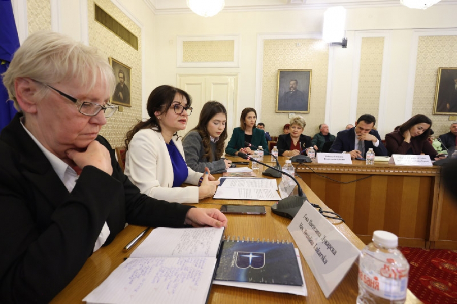 Обсъждане на възможностите за рационално използване на минералните извори в България