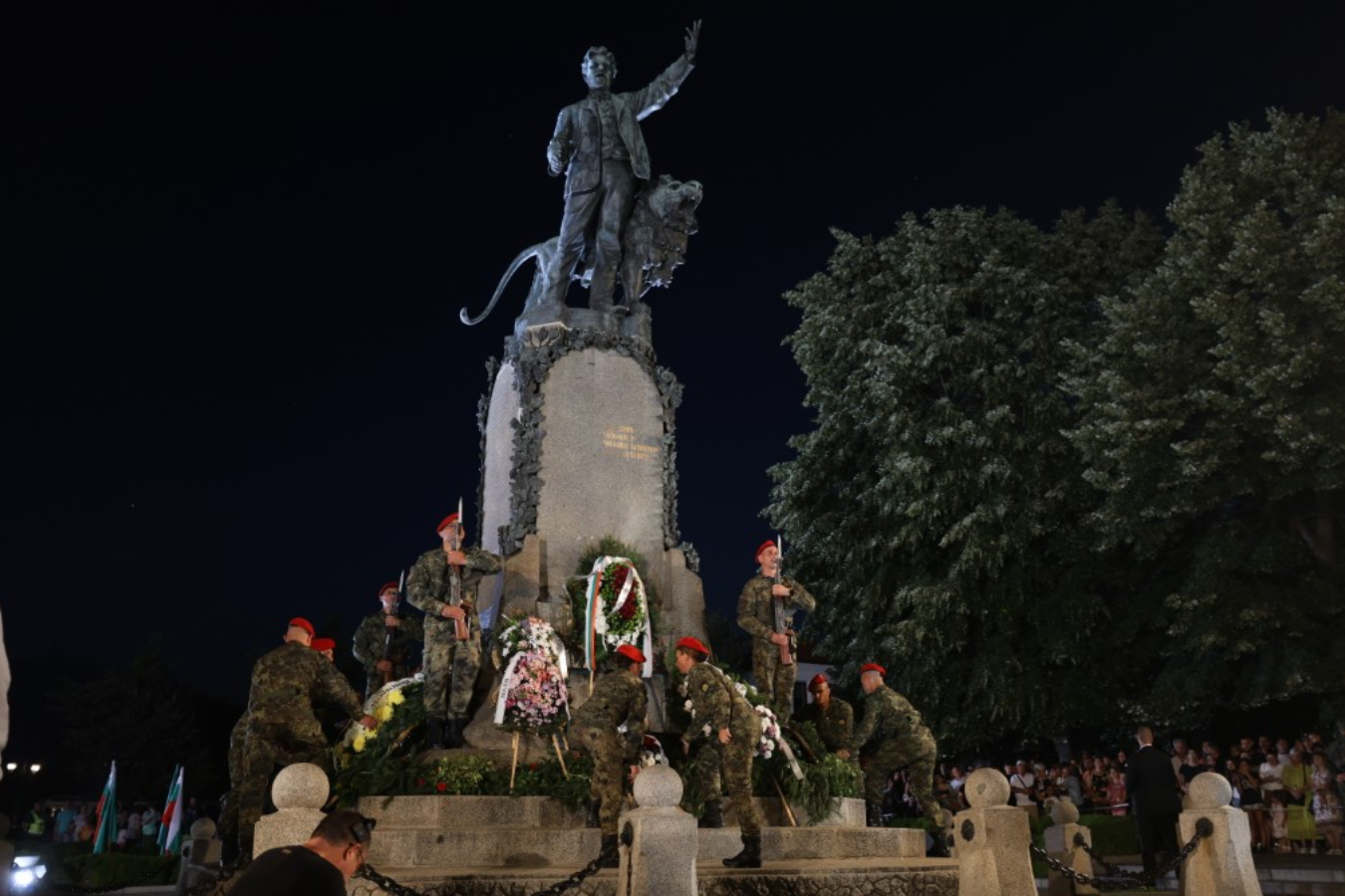 С почит към Апостола: общините в България отбелязаха 189 години от рождението на Васил Левски