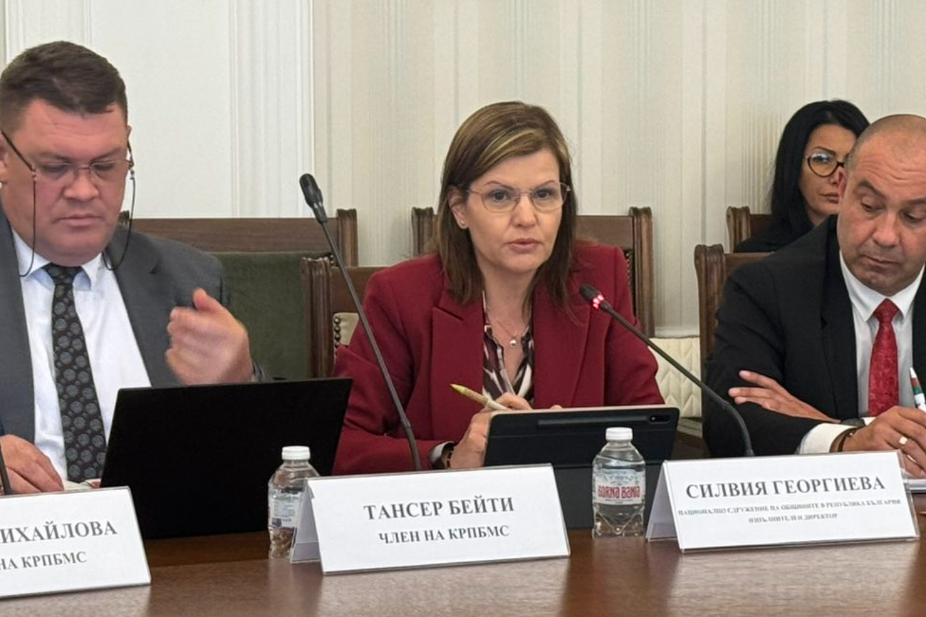 Силвия Георгиева пред парламентарната комисия по регионална политика: Националните правила не трябва да ограничават местното самоуправление